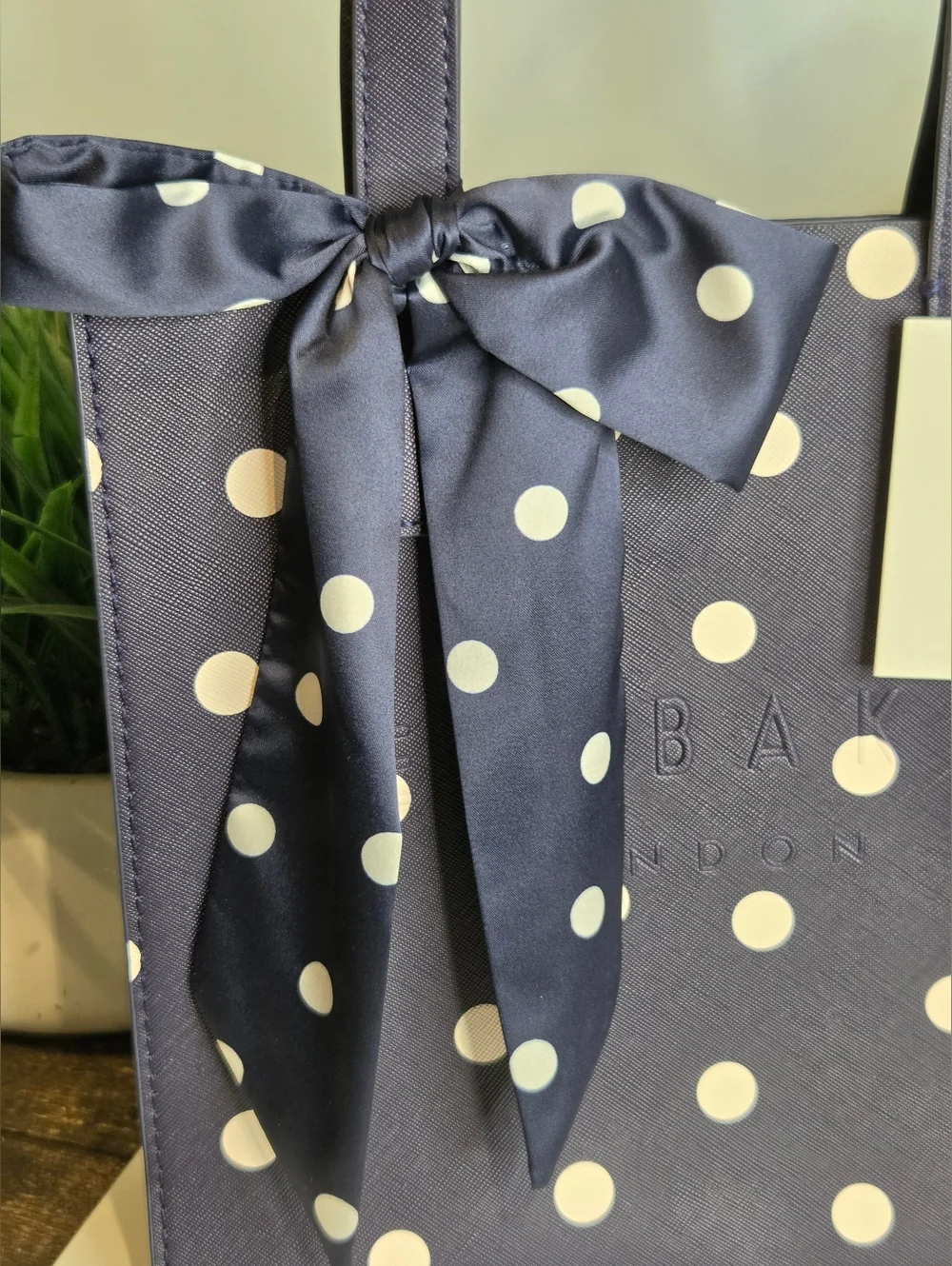 Ted Baker "The Icon" Navy Polka Dot Tote With Bow - Picture 2 of 6